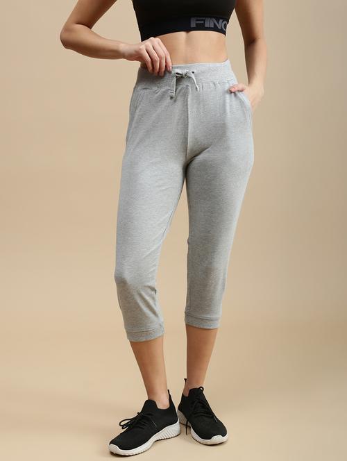 women solid mid rise yoga pants  - 22146961 - Very Small Image - 1