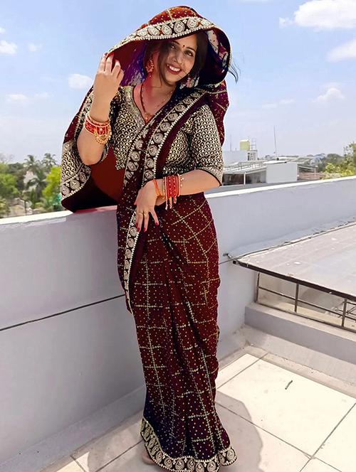 women bandhani printed bordered saree with blouse - 22148143 - Very Small Image - 1