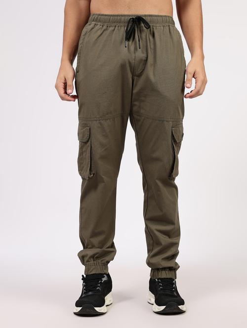 men solid mid rise regular fit cargo jogger - 22162554 - Very Small Image - 1
