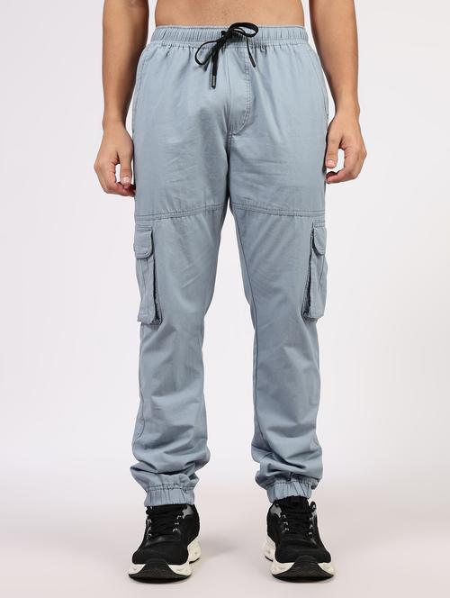 men solid mid rise regular fit cargo jogger - 22162557 - Very Small Image - 1