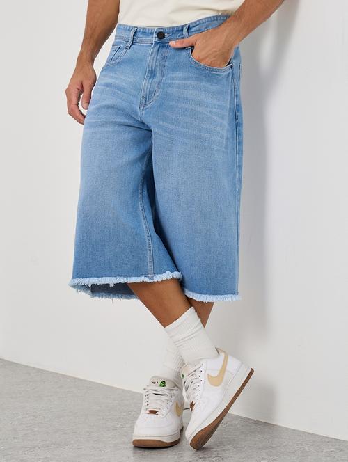 men solid mid rise relaxed fit denim short - 22174747 - Very Small Image - 1