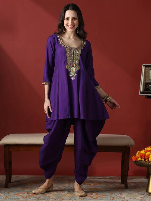 women embroidered kurta and dhoti co-ord set - 22176767 - Very Small Image - 1