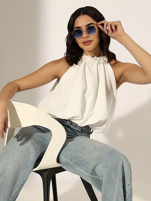 women solid halter neck sleeveless crop top - 22180207 - Very Small Image - 1