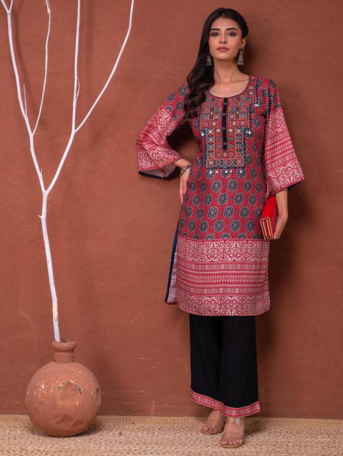 women printed bell sleeve kurta pant set - 22183391 - Very Small Image - 1