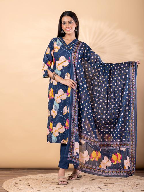 women floral three quarter sleeve kurta pant with dupatta set - 22187430 - Very Small Image - 1