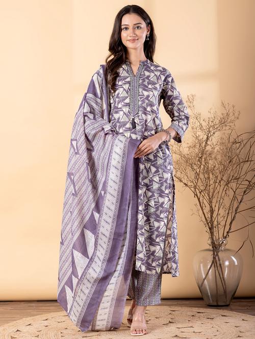 women printed three quarter sleeve kurta pant with dupatta set - 22187472 - Very Small Image - 1