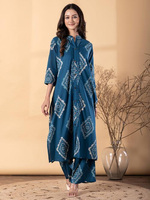 Women Bandhani Printed Three Quarter Sleeve Kurta Palazzo Set - 22187545 - Very Small Image - 1