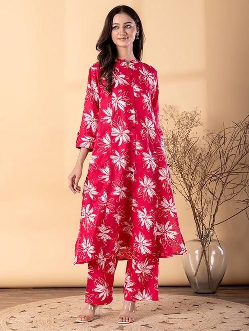 women floral three quarter sleeve kurta palazzo set - 22187565 - Very Small Image - 1