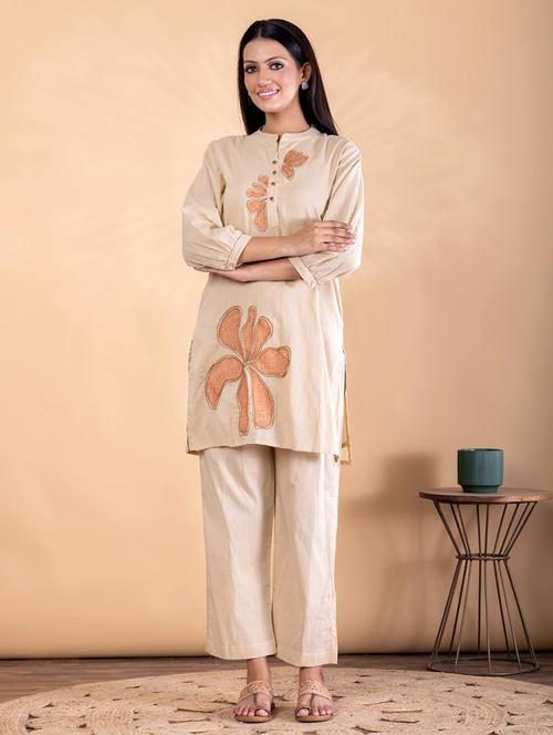 women solid with work three quarter sleeve ethnic co-ord set - 22187666 - Very Small Image - 1