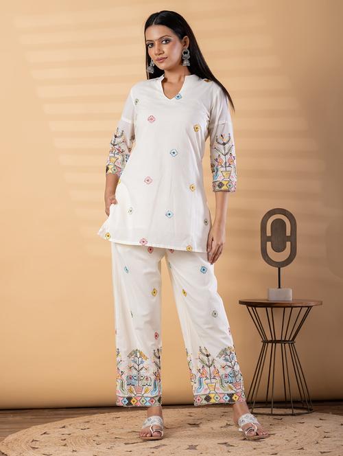 women solid with work three quarter sleeve ethnic co-ord set - 22187670 - Very Small Image - 1