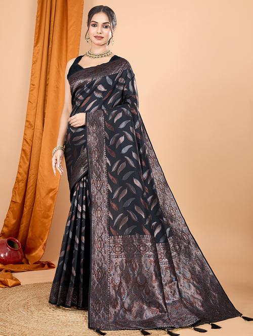 women self design bordered saree with blouse - 22187874 - Very Small Image - 1