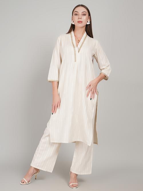 women self design three quarter sleeve kurta pant set - 22217638 - Very Small Image - 1