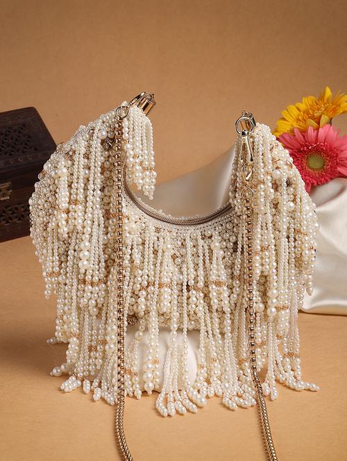 Women Off White Embellished Clutch - 22220156 - Very Small Image - 1