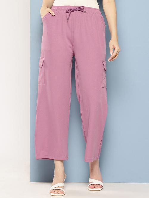 women solid mid rise regular fit cargo - 22224850 - Very Small Image - 1