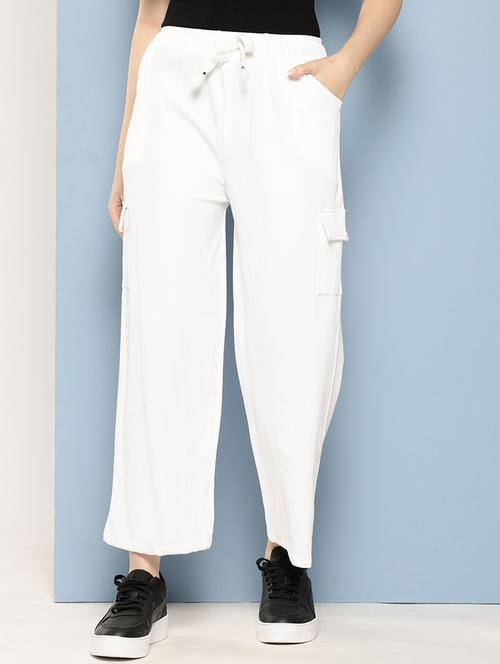 women solid mid rise regular fit cargo - 22224852 - Very Small Image - 1