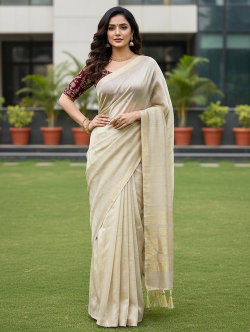 women foil printed embellished saree with blouse - 22225113 - Very Small Image - 1