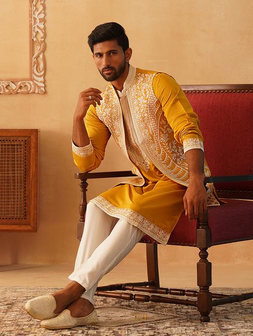 men solid with work mandarin neck kurta pyjama with jacket set - 22226461 - Very Small Image - 1