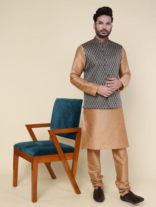 men solid mandarin neck kurta pyjama with jacket ethnic wear set - 22227996 - Very Small Image - 1