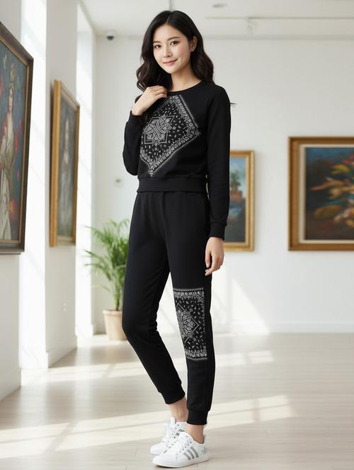 women printed sweatshirt and jogger co-ord set - 22228164 - Very Small Image - 1