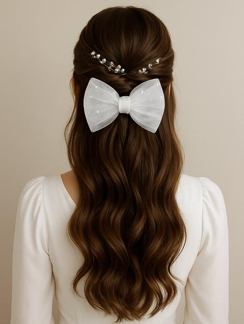 women bow embellished clutcher - 22228737 - Very Small Image - 1