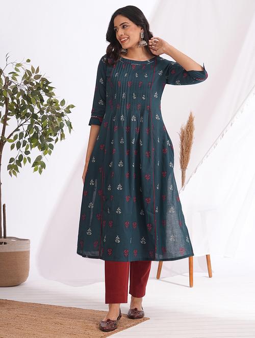 women self design three quarter sleeve a-line kurta - 22240416 - Very Small Image - 1