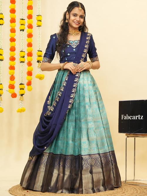 Women Self Design South Indian Style Unstitched Lehenga Choli - 22240764 - Very Small Image - 1