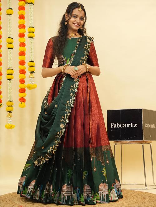 Women Self Design South Indian Style Unstitched Lehenga Choli - 22240809 - Very Small Image - 1