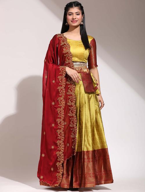 Women Self Design South Indian Style Unstitched Lehenga Choli - 22240890 - Very Small Image - 1