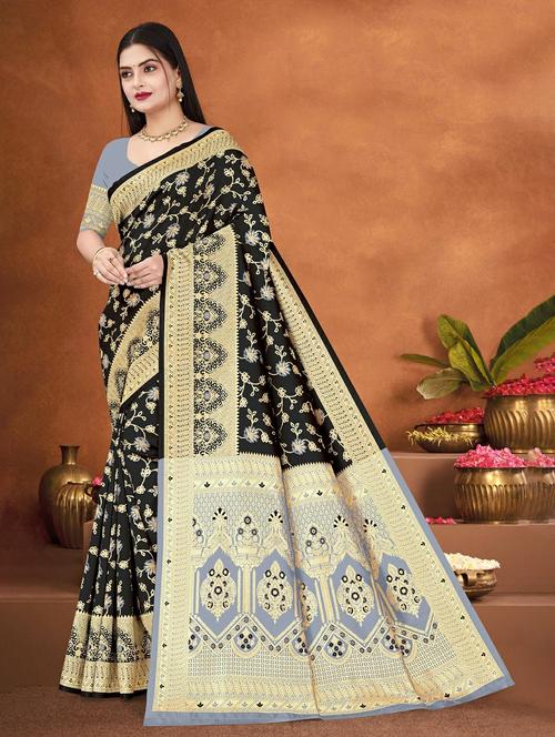 women self design banarasi saree with blouse - 22243647 - Very Small Image - 1