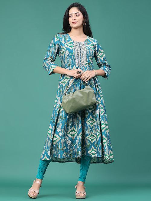 women printed three quarter sleeve kurta leggings set - 22246347 - Very Small Image - 1