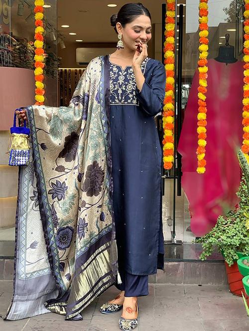 women solid with work three quarter sleeve kurta pant with dupatta set - 22253568 - Very Small Image - 1