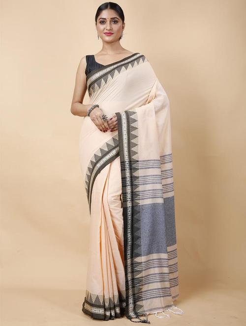 women solid with bordered handloom saree - 22261462 - Very Small Image - 1
