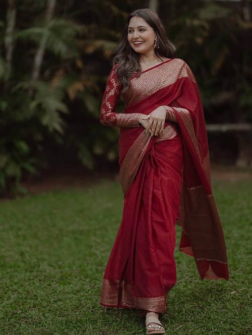Women Solid With Bordered Saree With Blouse - 22266710 - Very Small Image - 1