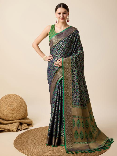 women self design banarasi saree with blouse - 22274075 - Very Small Image - 1