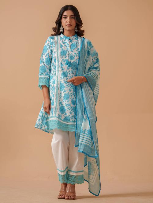 Women Floral Three Quarter Sleeve Kurta Pant With Dupatta Set - 22282164 - Very Small Image - 1
