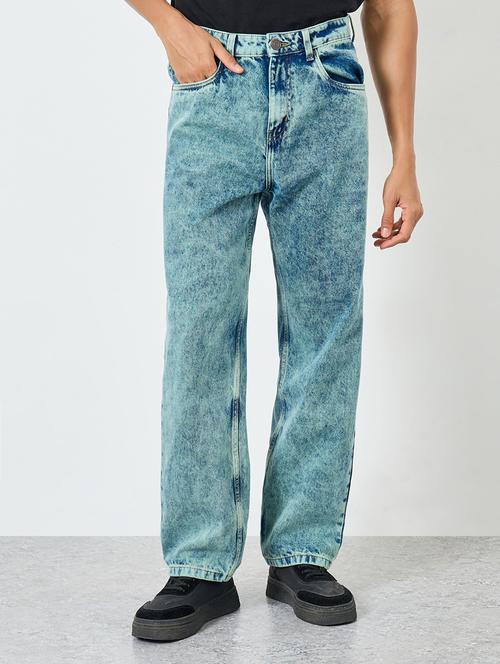 men washed mid rise straight fit jeans - 22285487 - Very Small Image - 1
