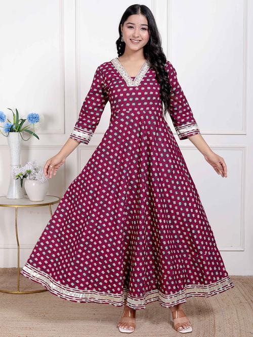 women printed three quarter sleeve anarkali kurta - 22285551 - Very Small Image - 1