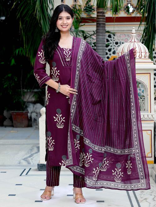 women printed three quarter sleeve kurta pant with dupatta set - 22285606 - Very Small Image - 1