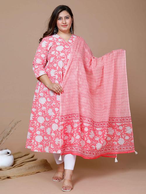 women plus size floral three quarter sleeve kurta with dupatta set - 22285662 - Very Small Image - 1