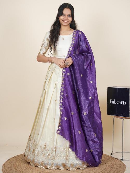women solid with work semi-stitched flared lehenga - 22287093 - Very Small Image - 1