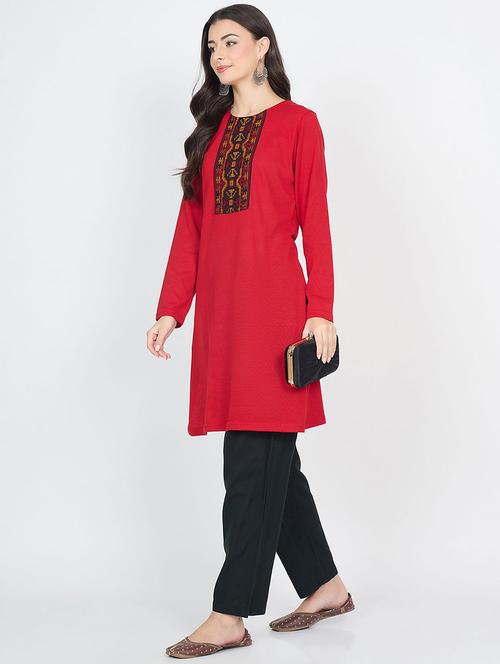 women self design long sleeve winter wear kurta  - 22291183 - Very Small Image - 1
