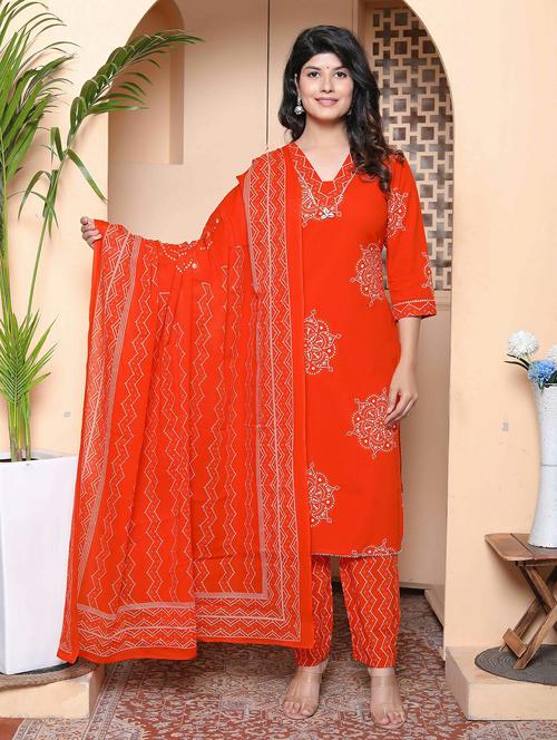 women bandhani three quarter sleeve kurta pant with dupatta set - 22317817 - Very Small Image - 1
