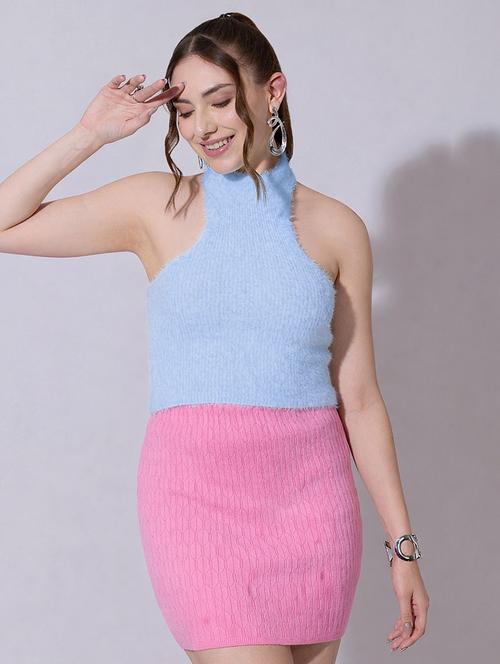 women solid halter neck sleeveless crop top - 22321941 - Very Small Image - 1