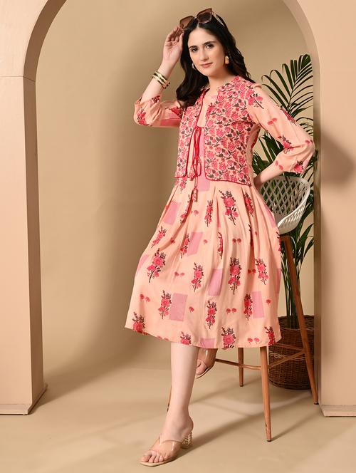 women floral printed three quarter sleeve ethnic dress - 22326542 - Very Small Image - 1