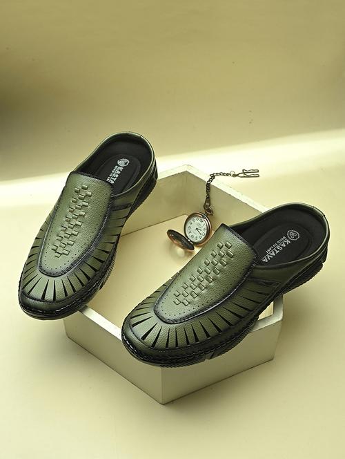 men textured slip on sandal - 22342129 - Very Small Image - 1