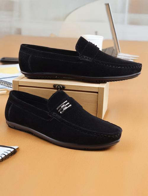 men solid slip on loafer - 22356531 - Very Small Image - 1
