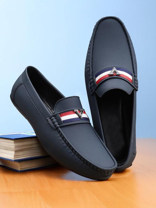 men solid slip on loafer - 22356554 - Very Small Image - 1