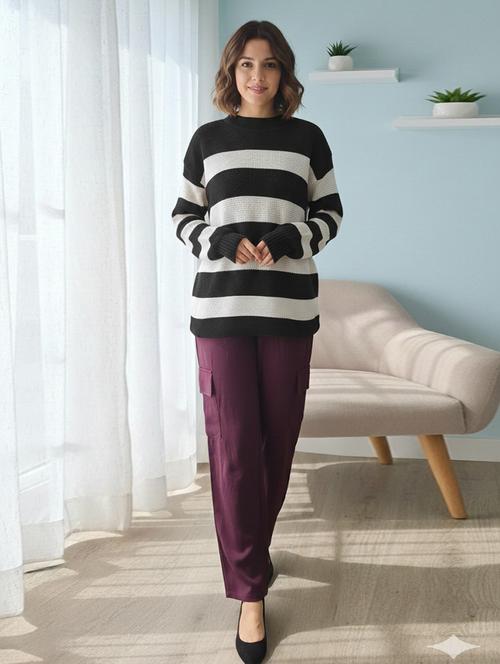 women color blocked long sleeve pullover - 22361891 - Very Small Image - 1