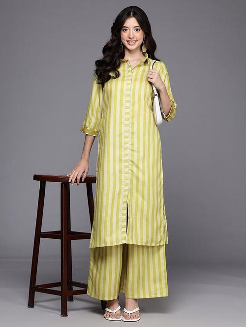 women striped three quarter sleeve kurta palazzo set - 22392792 - Very Small Image - 1