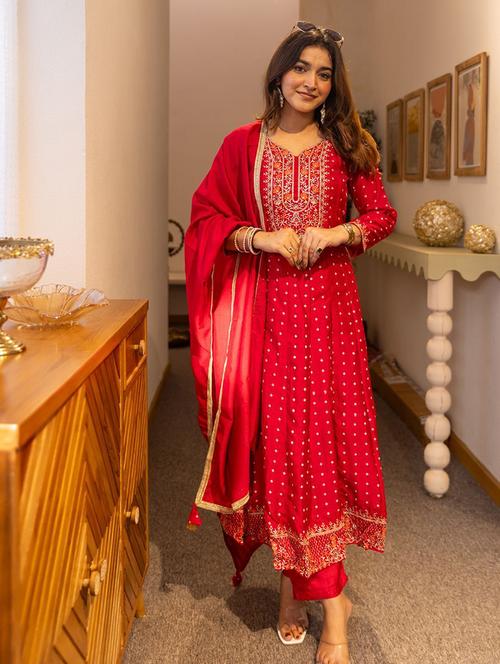 women self design pink kurta dupatta set - 22440336 - Very Small Image - 1